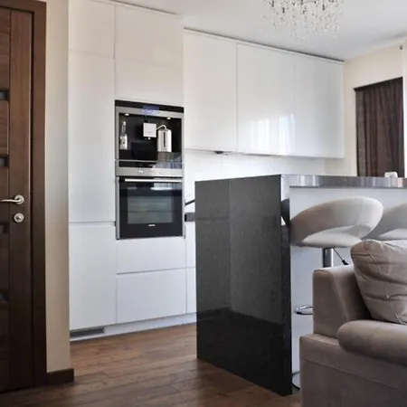 Manto Namai In Center Of Apartament *