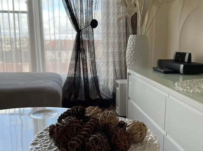 Manto Namai In Center Of