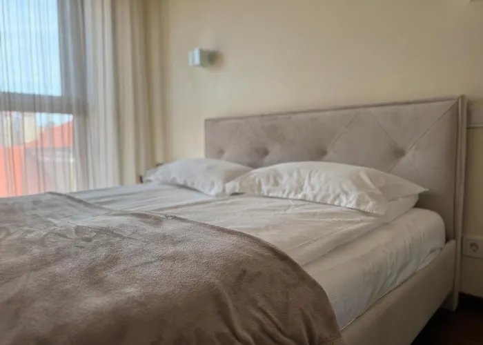 Manto Namai In Center Of * Κλαϊπέντα